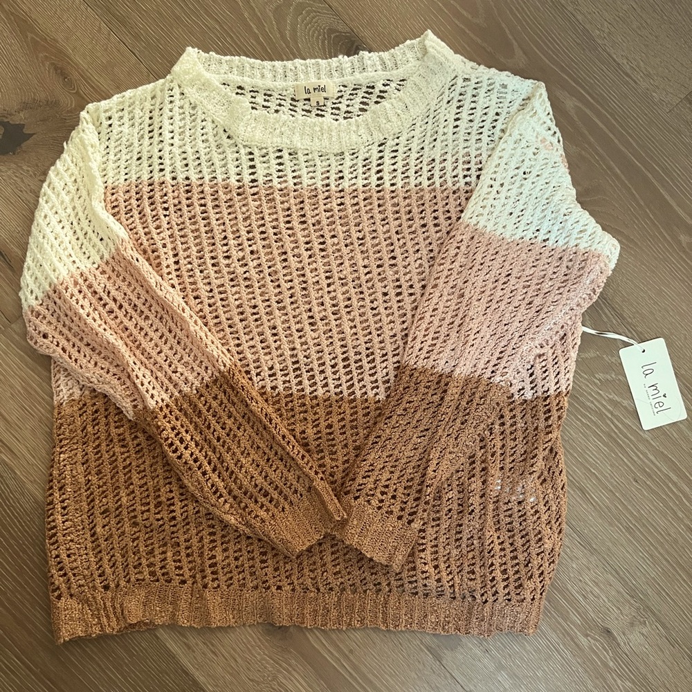 NWT Color block Sweater, Small